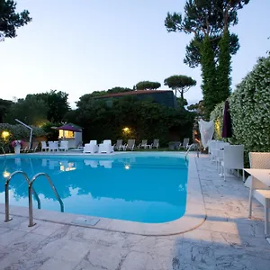 Jr Logos Dei Marmi Форте-деи-Марми